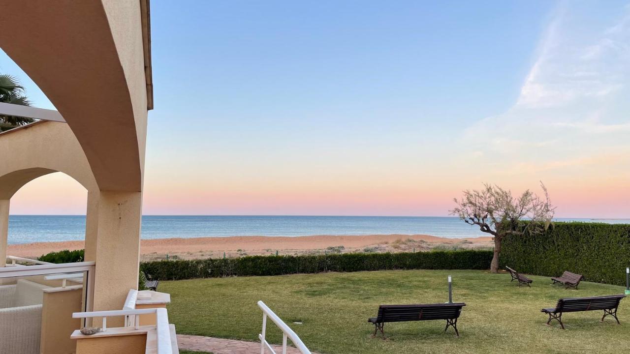 Apartamento Denia. Bajo En Primera Linea Exterior photo